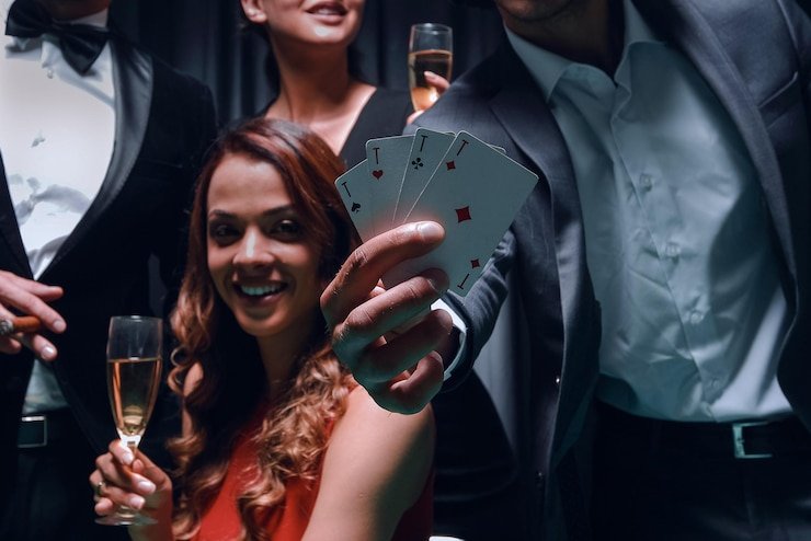 gamer 55 gamer 55 par Slot Rooms Aaj Kholein